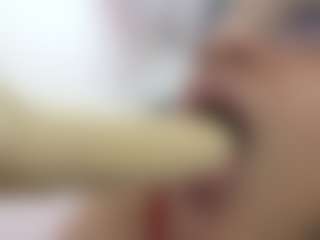 Suzan23's Live Sex Cam Show