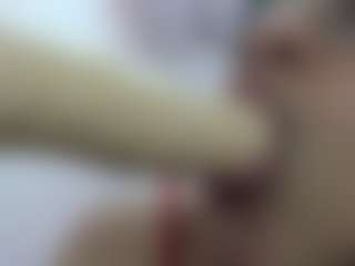 Suzan23's Live Sex Cam Show