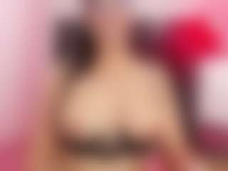 Suzan23's Live Sex Cam Show