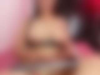Suzan23's Live Sex Cam Show