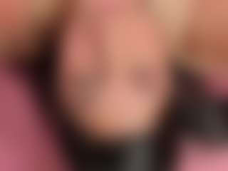 Suzan23's Live Sex Cam Show