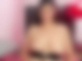 Suzan23's Live Sex Cam Show