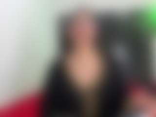 Suzan23's Live Sex Cam Show