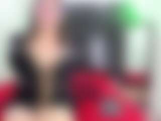 Suzan23's Live Sex Cam Show