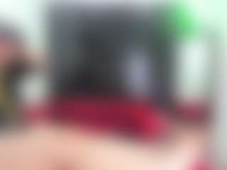 Suzan23's Live Sex Cam Show