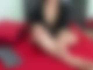Live cam show with Suzan23 - Thick on camgirlchat.live
