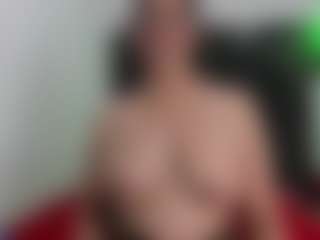 Suzan23's Live Sex Cam Show