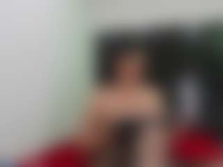 Live cam show with Suzan23 - Fingers on instabang