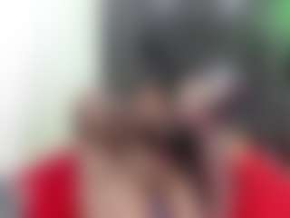 Live cam show with Suzan23 - Fingers on googirlz