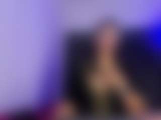 Live cam show with Suzan23 - New Sexwebcam on SpunkLive