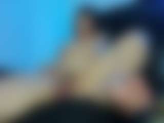 Suzan23's Live Sex Cam Show