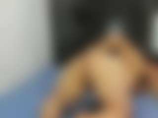 Suzan23's Live Sex Cam Show