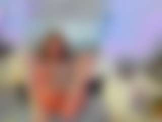 Live cam show with TiffanyMaay - Red Hair on livesuperchat.net