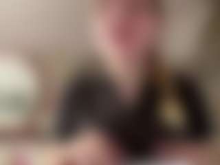 Live cam show with Sofie - College Teen (18+) on Camsoda