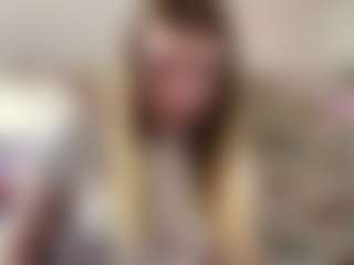 Live cam show with Sofie - Bikini on StripNow