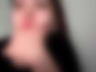 Live cam show with Sofie - Body Massage on Milfs Live