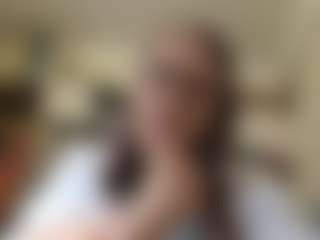 VernettaAjello's Live Sex Cam Show