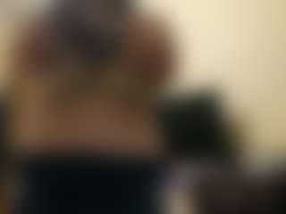 Live cam show with VernettaAjello - Bedroom on Camsoda