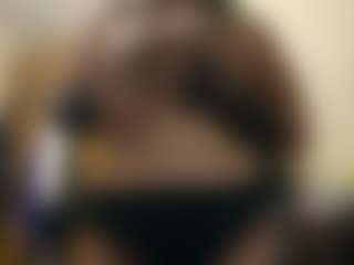 VernettaAjello's Live Sex Cam Show