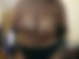 VernettaAjello's Live Sex Cam Show