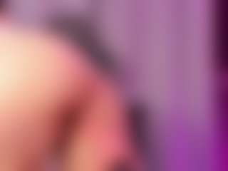 VioletOwen15's Live Sex Cam Show