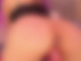 VioletOwen15's Live Sex Cam Show