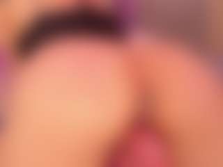 VioletOwen15's Live Sex Cam Show