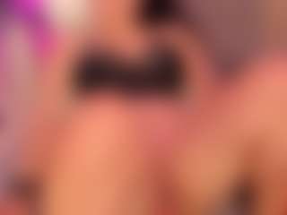 VioletOwen15's Live Sex Cam Show