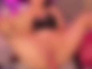 VioletOwen15's Live Sex Cam Show