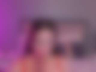 ylecileon's Live Sex Cam Show