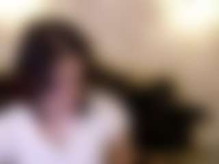 Live cam show with ZlataSky - Athletic Teen (18+) on Stripli.com