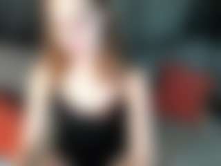 Live cam show with Ella-Evanss - Panties on CamSodaAdn