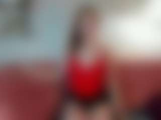 Live cam show with Ella-Evanss - Oil on Pornisteam.com