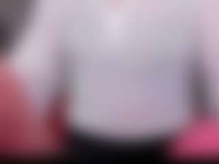 Live cam show with Ella-Evanss - Camel Toe on Camsoda