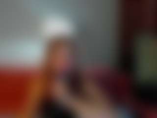 Live cam show with Ella-Evanss - Student on Camiplay Live