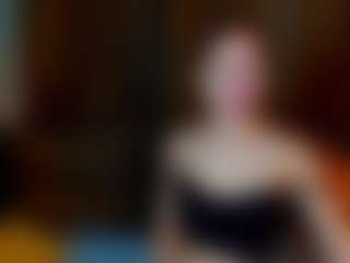 Live cam show with Ella-Evanss - Teasing on Camsoda Late Night