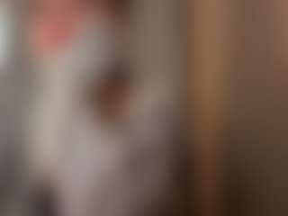 Live cam show with GlendoraDelmastro - Average on TeamSkeetLive