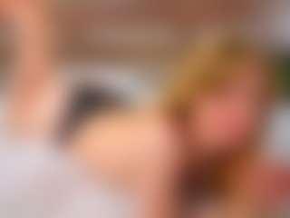 MarcelineBrenn's Live Sex Cam Show