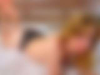 MarcelineBrenn's Live Sex Cam Show