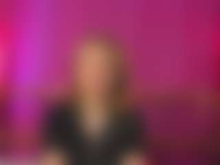 Live cam show with MarcelineBrenn - Ass Clapping on Camming Site