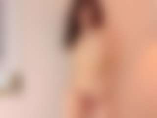 MiaCullens's Live Sex Cam Show