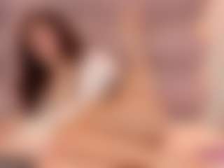 MiaCullens's Live Sex Cam Show