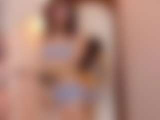 MiaCullens's Live Sex Cam Show
