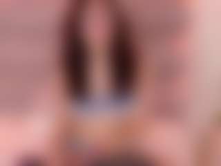 MiaCullens's Live Sex Cam Show
