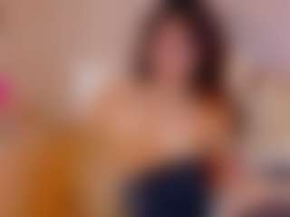 MiaCullens's Live Sex Cam Show