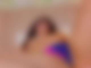 MiaCullens's Live Sex Cam Show