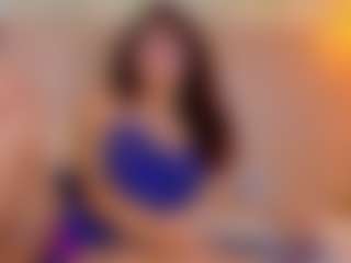 MiaCullens's Live Sex Cam Show