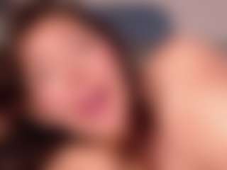 MiaCullens's Live Sex Cam Show