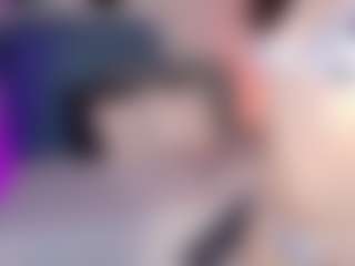 Live cam show with MiaCullens - Tease on Dare Cams