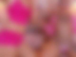 MiaCullens's Live Sex Cam Show